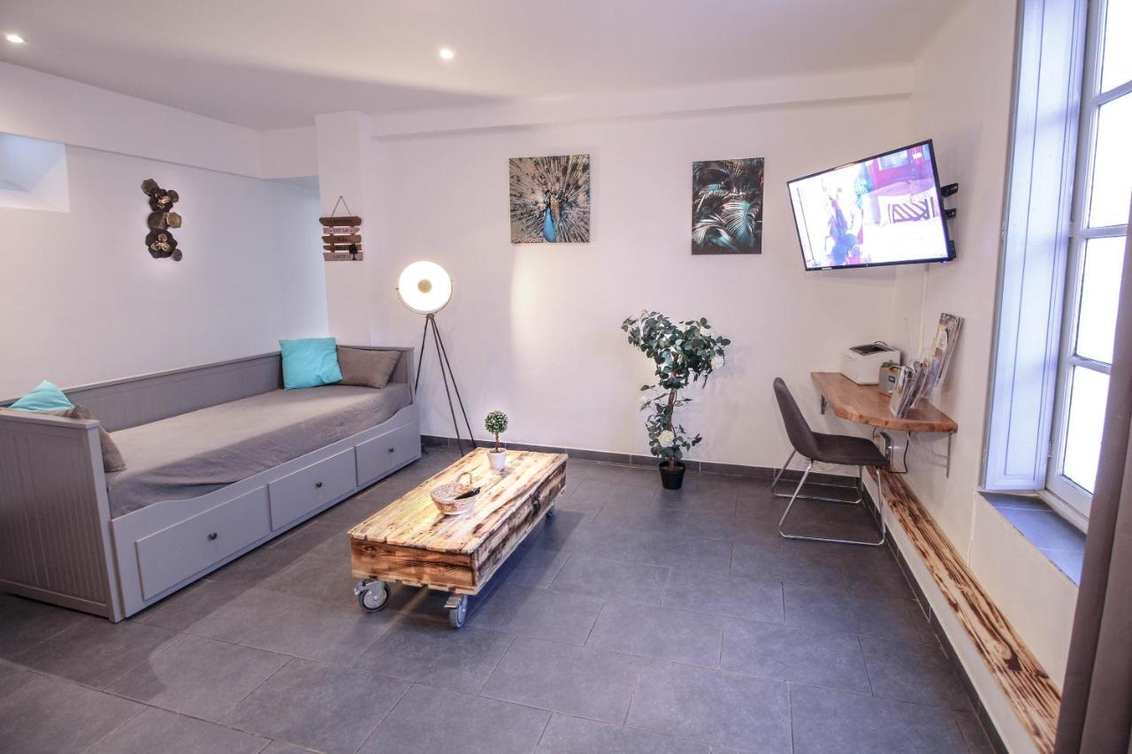 Appartement calme et spacieux, Cité et ville à pied, WIFI, 2 chambres, 3 lits Carcasona Exterior foto